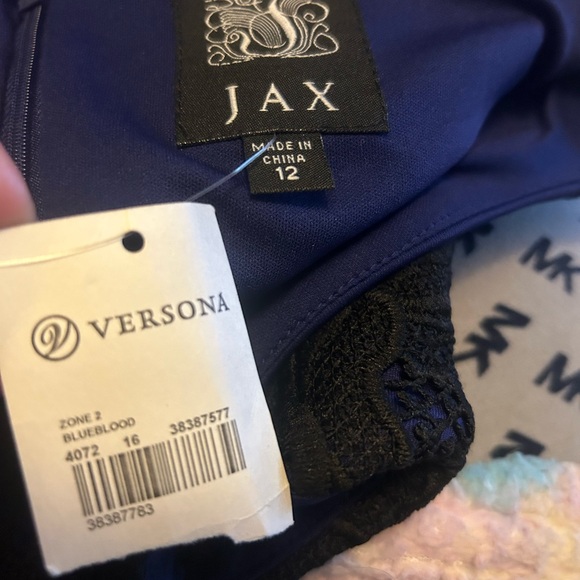 Versona dress NWT - Picture 5 of 5